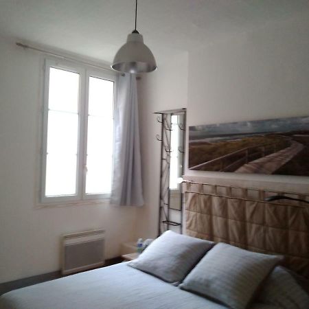 Sur Le Vieux Port, Centre De La Rochelle Apartamento La Rochelle  Exterior foto